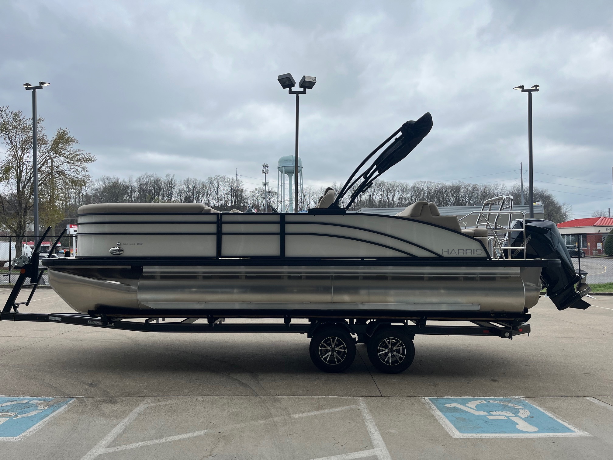 2026 Harris Cruiser 230 SLDH photo 6