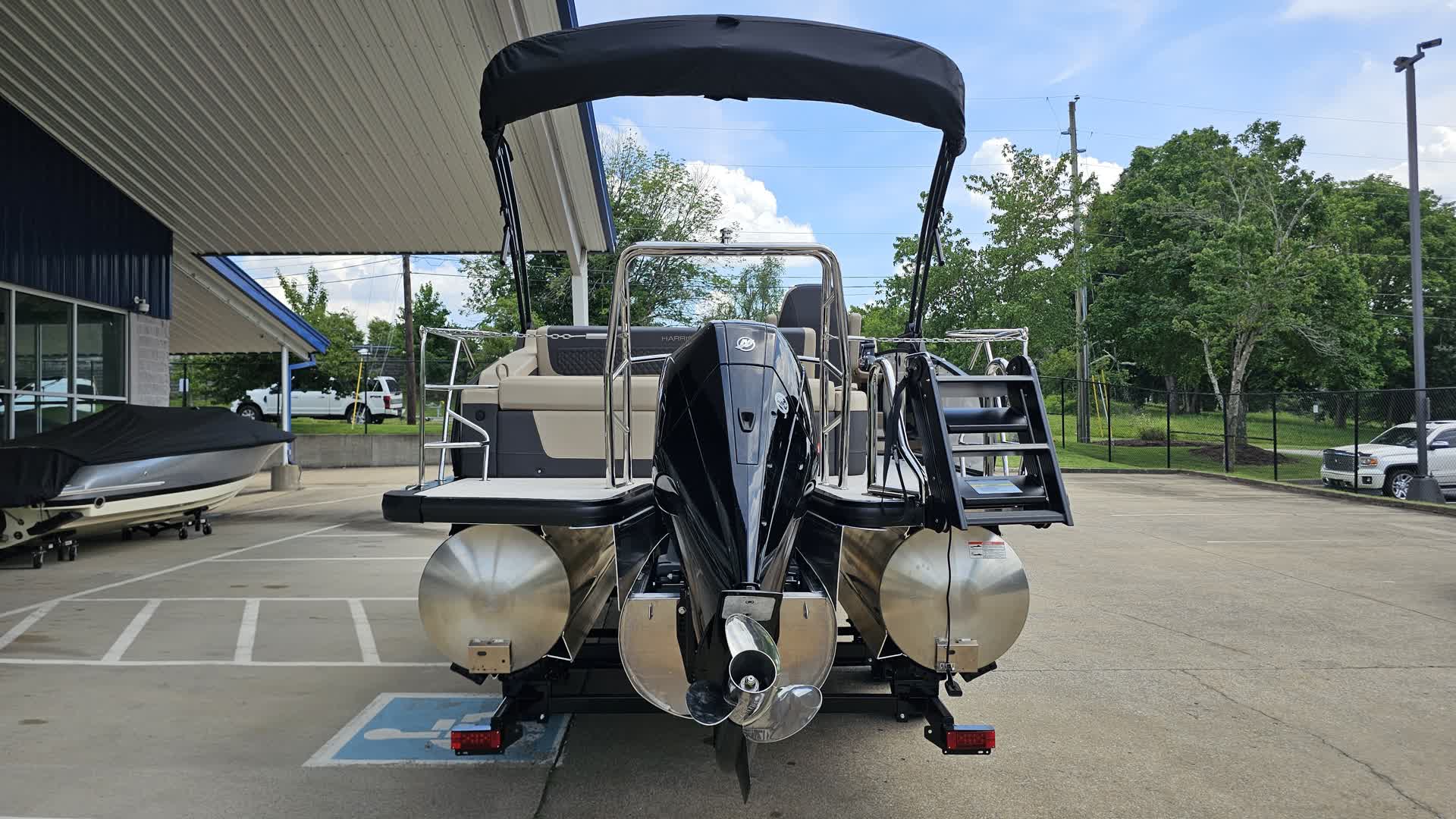 2027 Harris Sunliner 230 CWDH photo 3