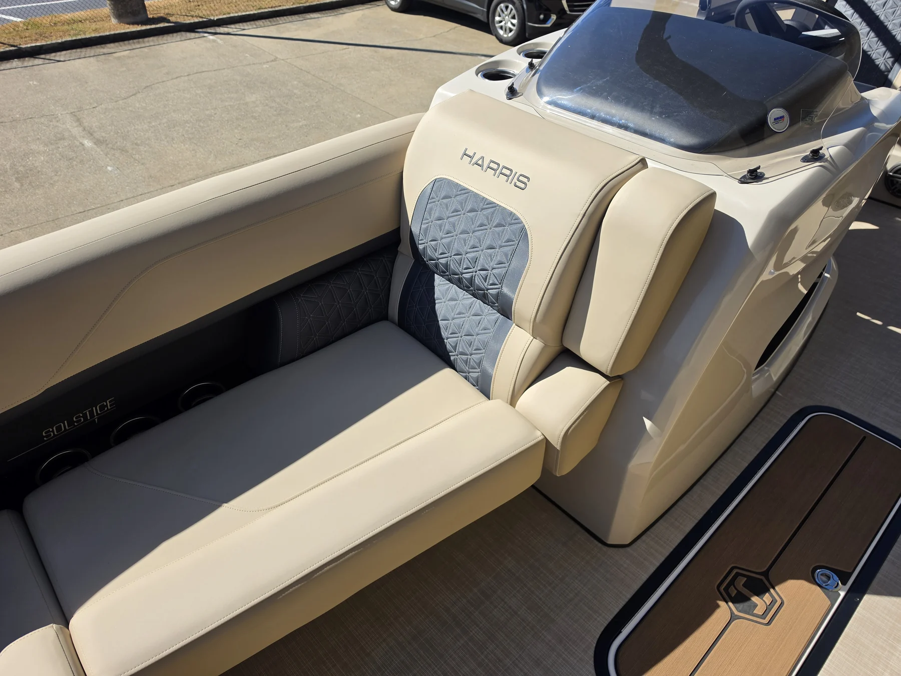 2027 Harris Solstice 230 SLDH photo 19
